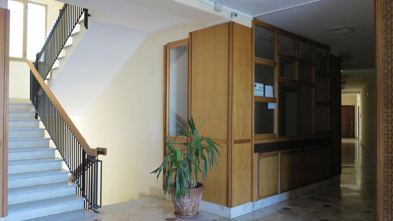 Pretty Panoramic Apartment - Half Way Center-Vomero District เนเปิลส์ ภายนอก รูปภาพ